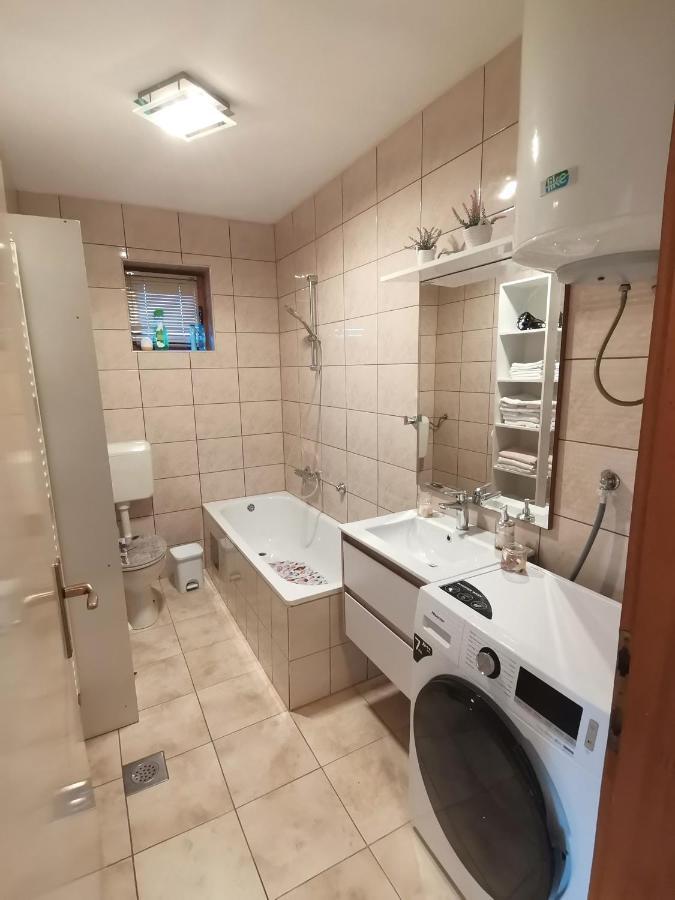 Apartman Sunny Lika Госпич Экстерьер фото
