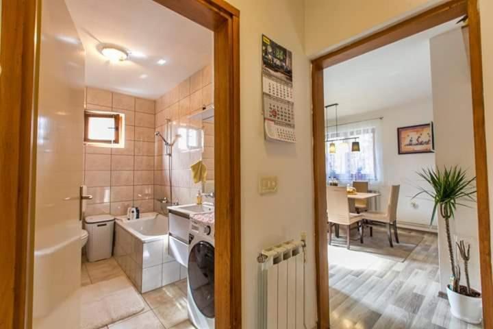 Apartman Sunny Lika Госпич Экстерьер фото